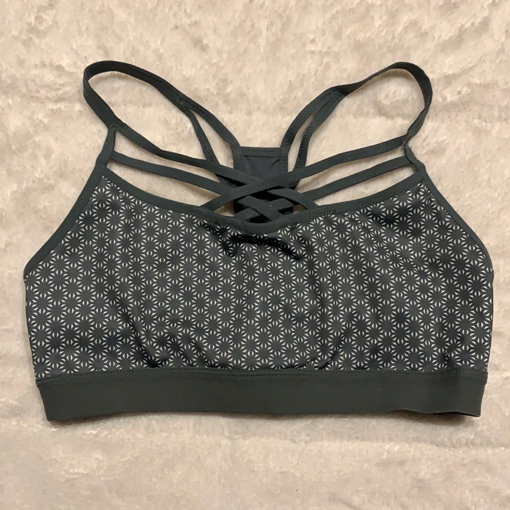 Strappy Front Sports Bra